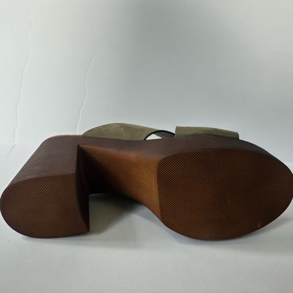 Donald J. Pliner Olive Green Platform Sandals - Picture 7 of 9